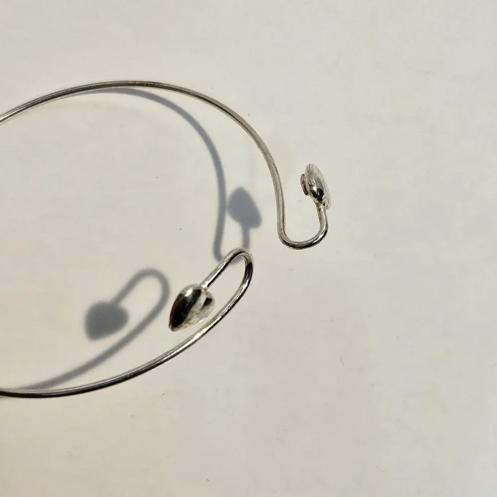 Italy 925 Sterling Silver Interlocking Heart Hook Bangle Bracelet 2.5 Inch6g